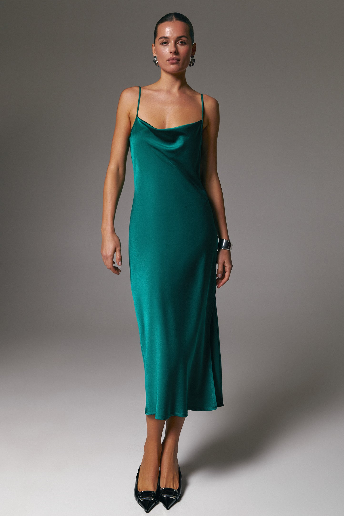 Silk midi dress in Green