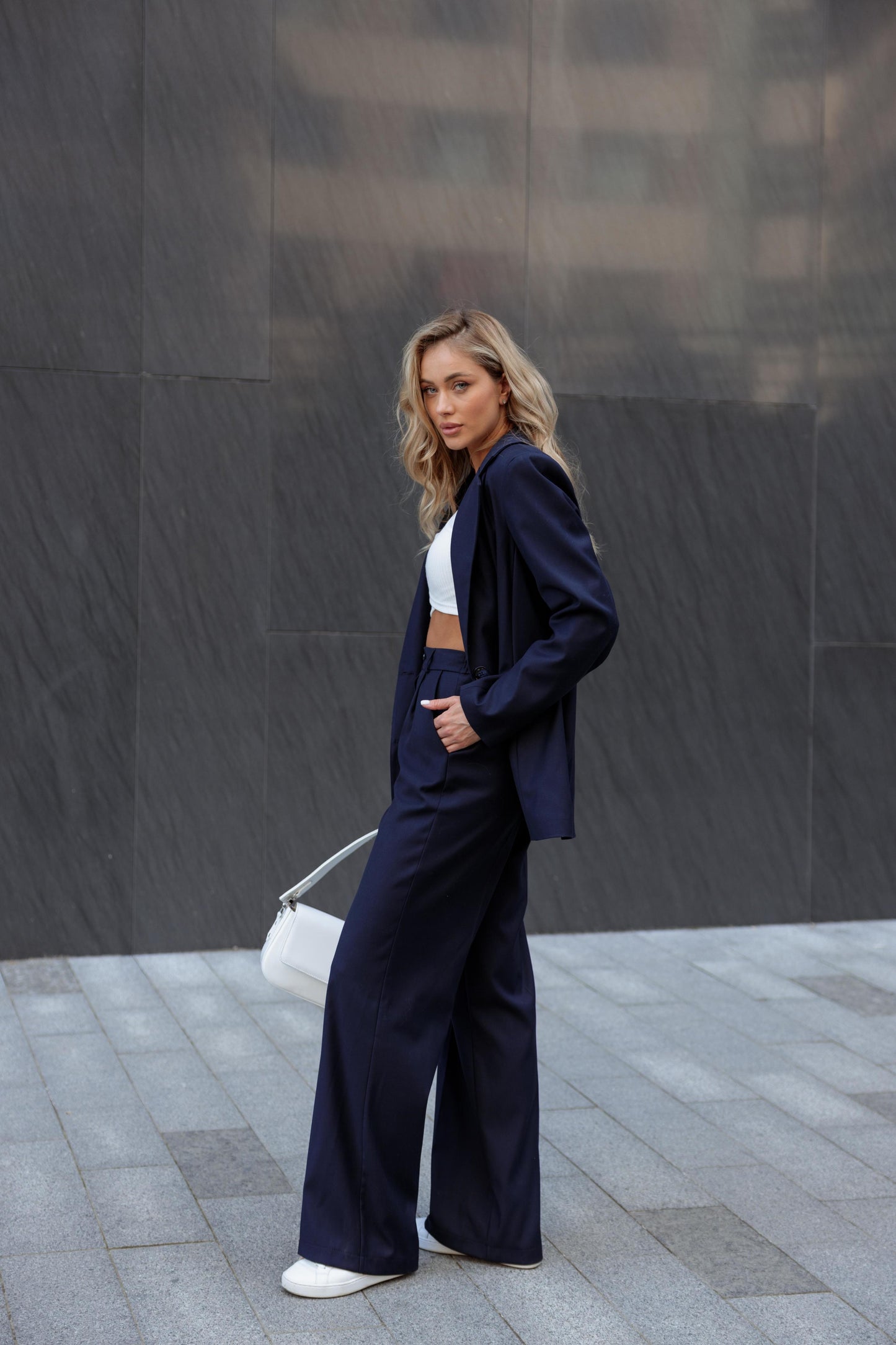 Palazzo pants in Navy blue