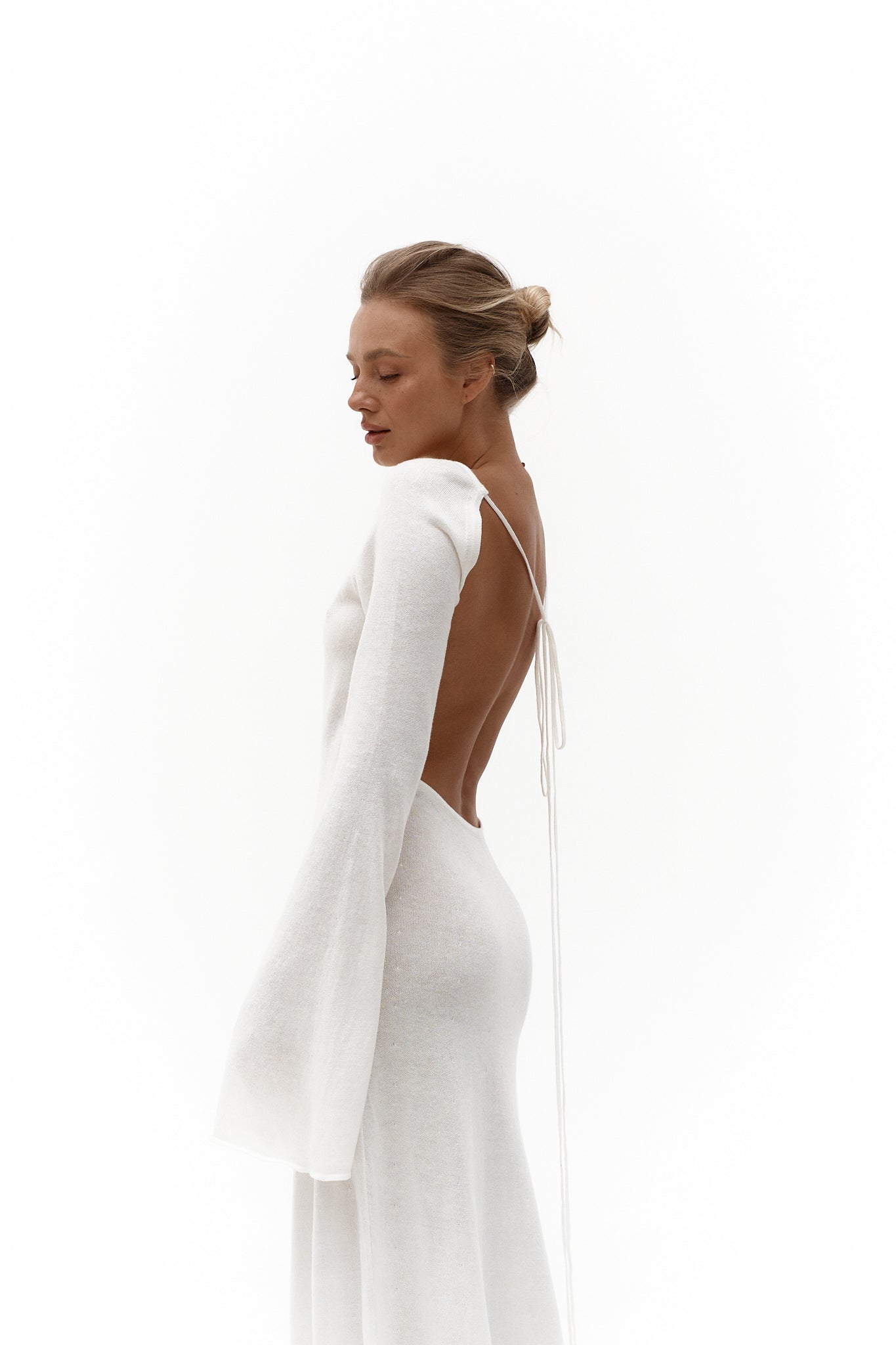Alluring her knit Dress in White