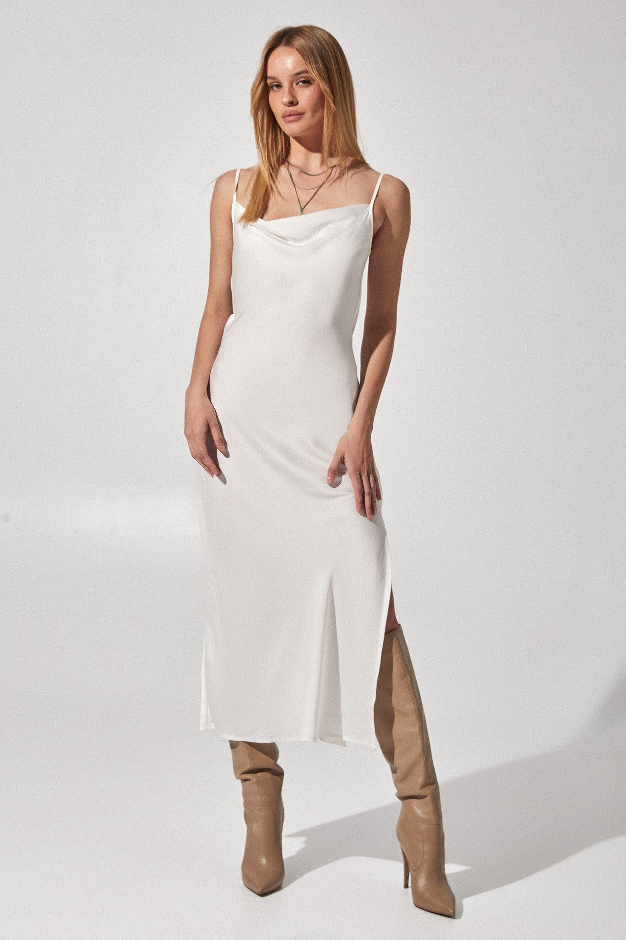 Silk midi dress in Milk