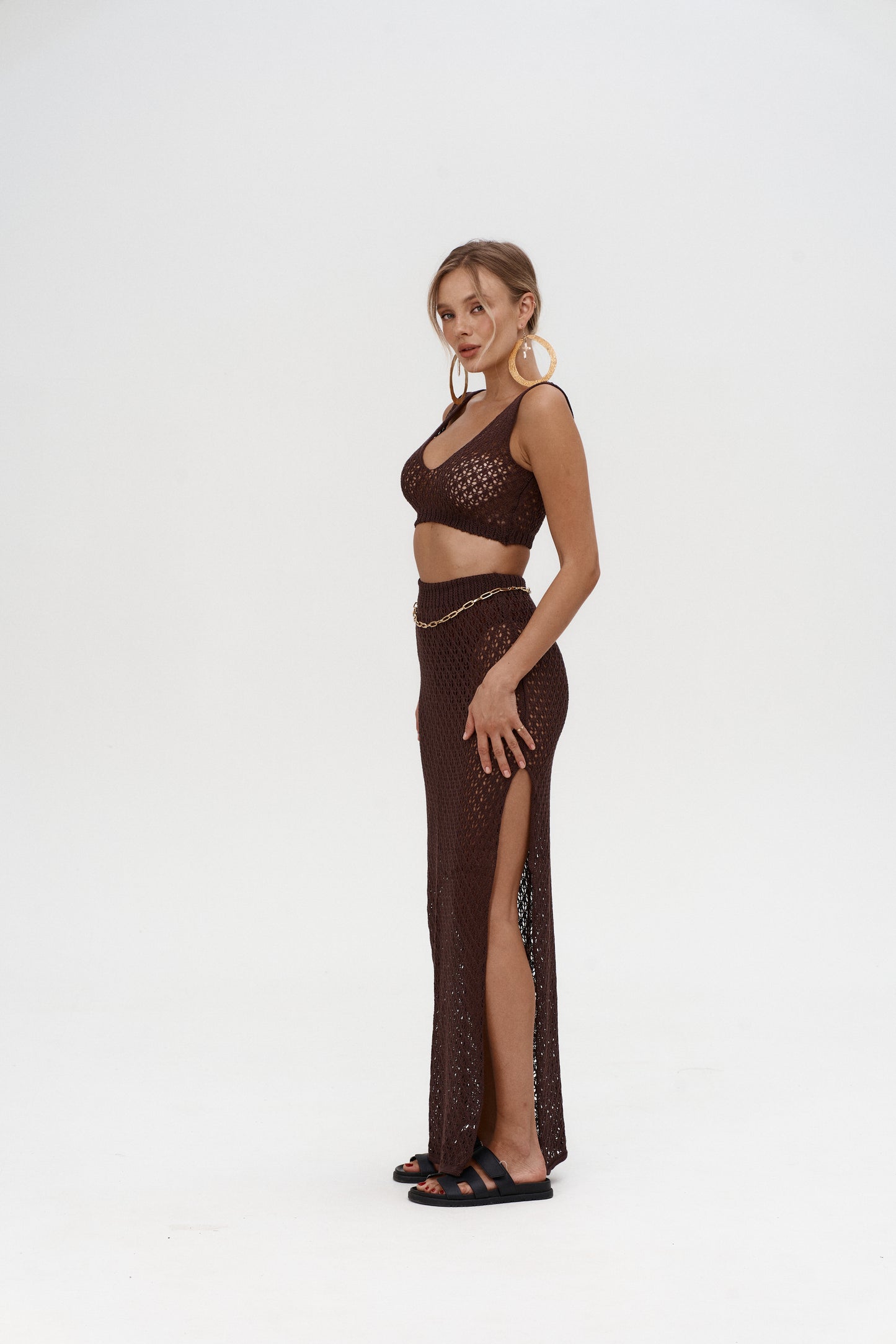 Alluring her Lace top and a skirt in Dark Chocolate